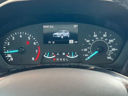 Used 2022 Ford Escape SE w/ Cold Weather Package FWD image 29