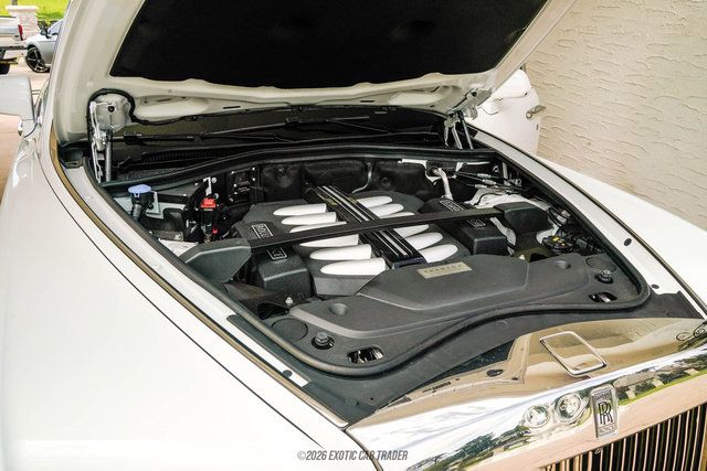 Used 2020 Rolls-Royce Phantom Sedan RWD image 17