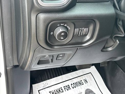 Used 2023 RAM 1500 Laramie AWD/4WD image 27