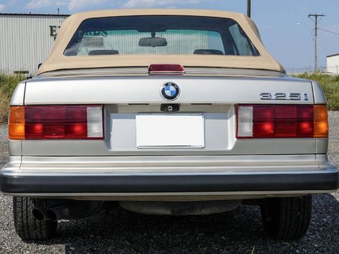 Used 1987 BMW 325i Convertible RWD image 17