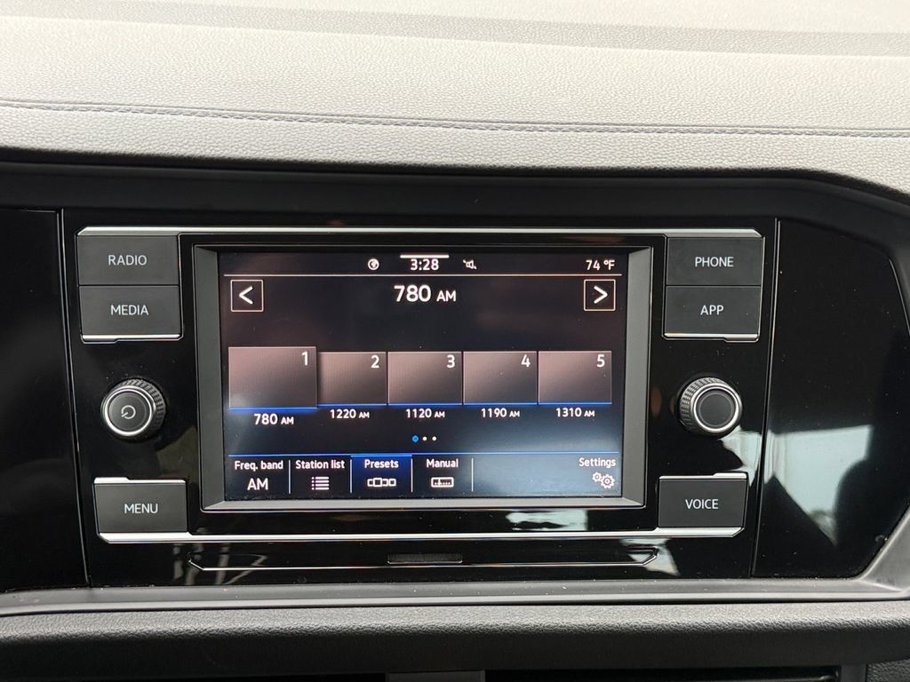 Used 2022 Volkswagen Jetta S FWD image 14