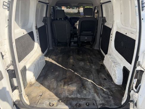 Used 2019 Nissan NV200 S FWD image 22