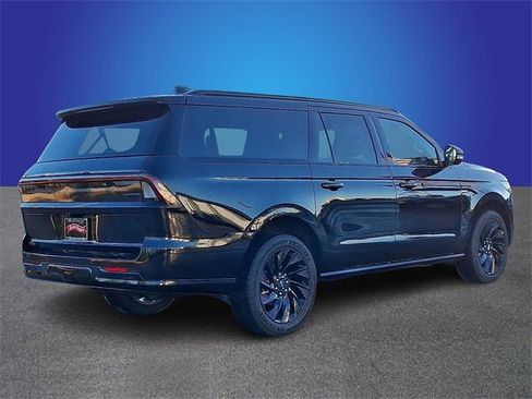 New 2025 Lincoln Navigator L Reserve w/ Jet Appearance Package image 3