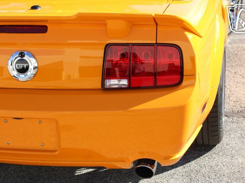 Used 2008 Ford Mustang GT image 40