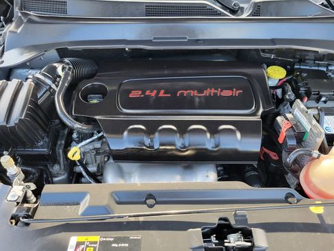 Used 2018 Jeep Compass Limited w/ Navigation Group image 24