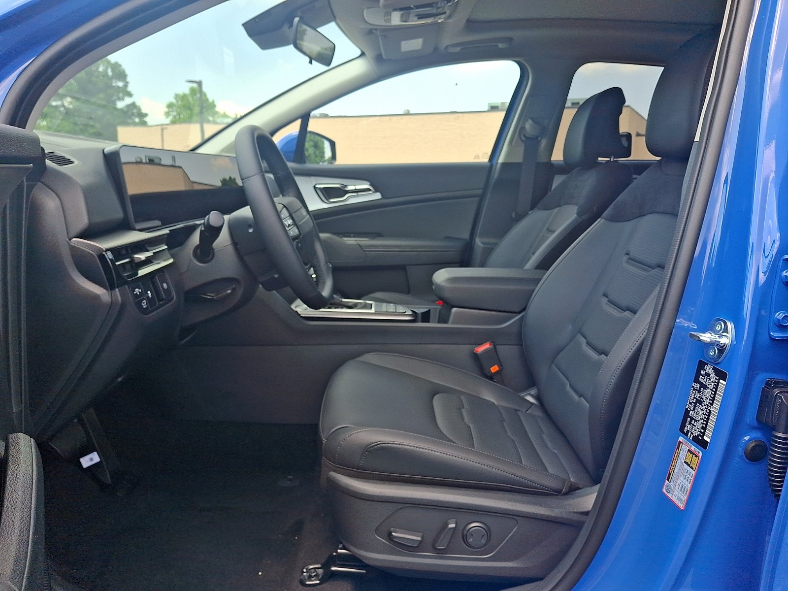 New 2026 Kia Sportage SX AWD/4WD image 8