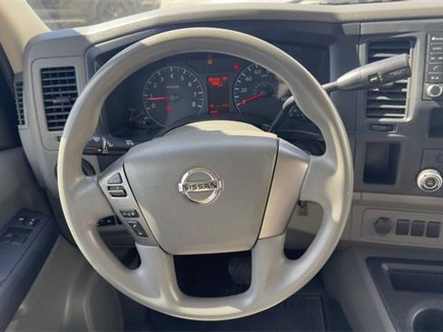 Used 2021 Nissan NV 2500 S image 23