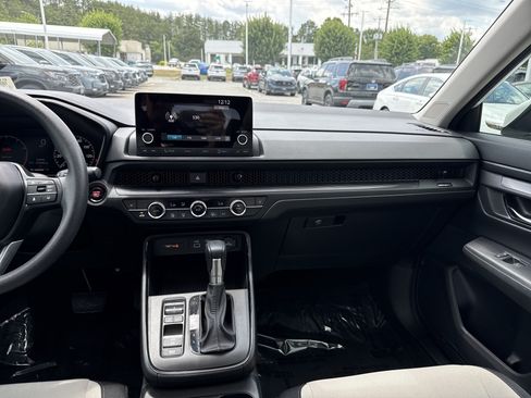 Certified 2025 Honda CR-V EX image 30