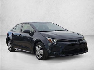Used 2023 Toyota Corolla LE FWD video 3