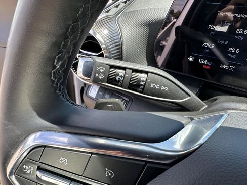 Used 2025 Chevrolet Equinox LT AWD/4WD image 26
