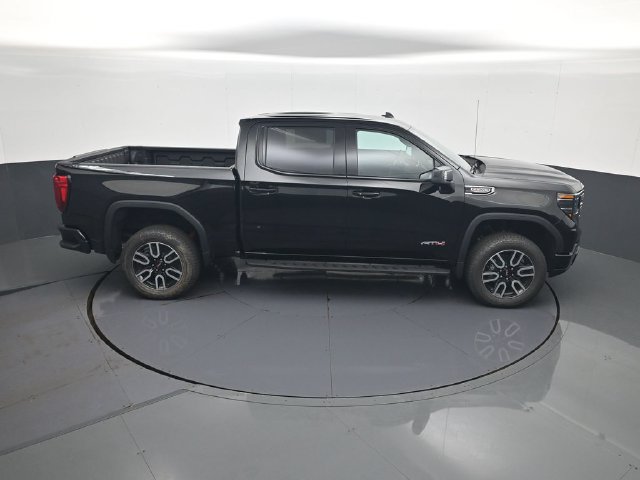 New 2026 GMC Sierra 1500 AT4 w/ AT4 Premium Package AWD/4WD image 16