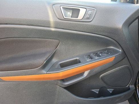 Certified 2021 Ford EcoSport SE w/ SE Appearance Package image 13