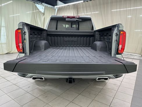 Certified 2026 GMC Sierra 1500 Denali w/ Denali Reserve Package AWD/4WD image 6