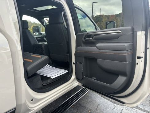 New 2026 GMC Sierra 2500 AT4 w/ AT4 Premium Plus Package image 40