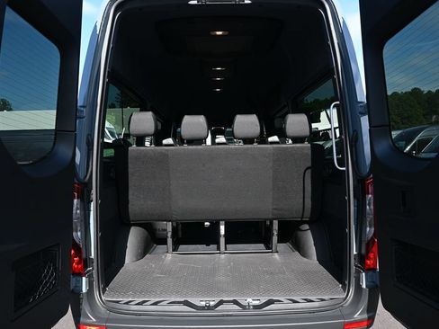 Used 2025 Mercedes-Benz Sprinter 2500 image 28