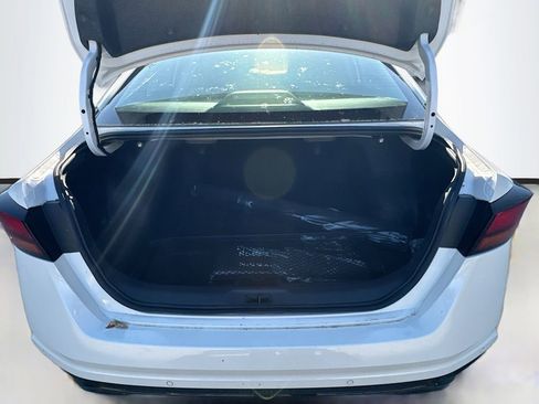 New 2025 Nissan Altima 2.5 SR w/ SR Premium Package image 25