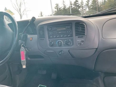 Used 2003 Ford F150 XL image 9
