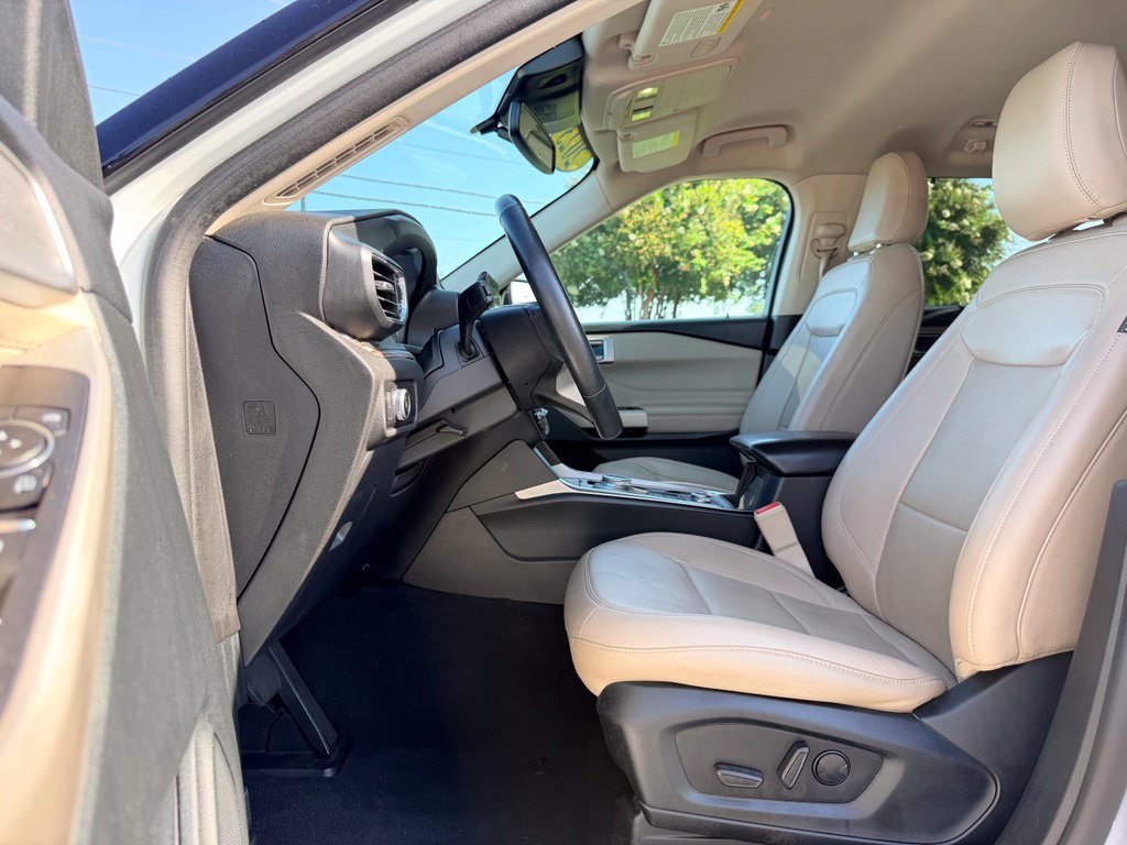 Certified 2023 Ford Explorer Limited AWD/4WD image 24