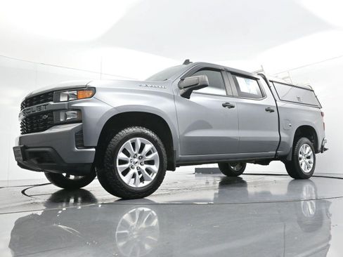 Used 2021 Chevrolet Silverado 1500 Custom AWD/4WD image 46