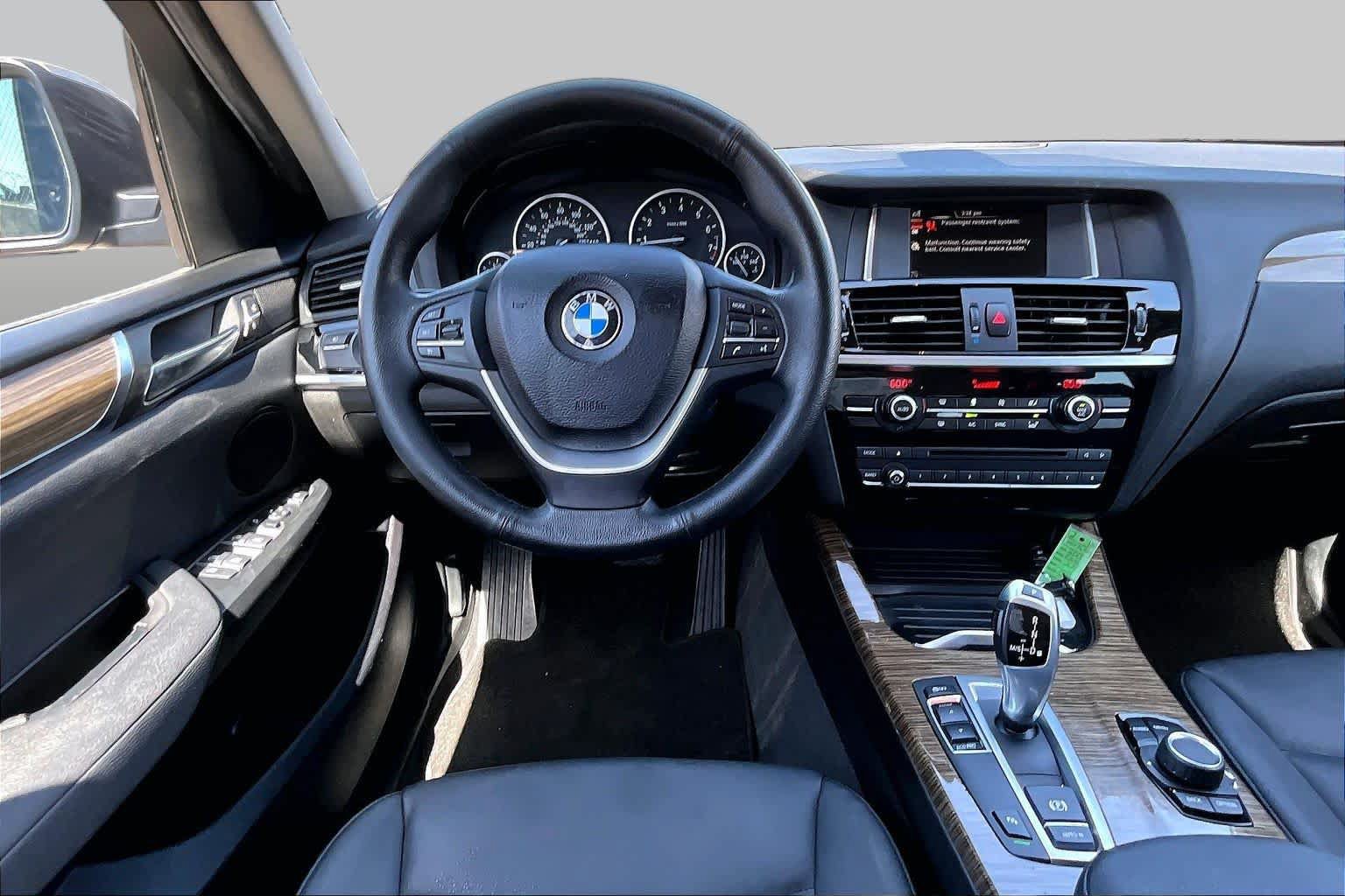 Used 2017 BMW X3 sDrive28i RWD image 4