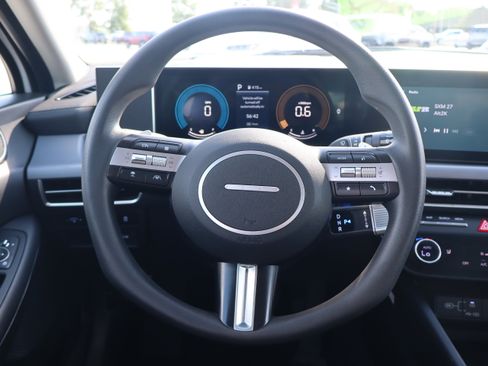 Used 2025 Hyundai Sonata SEL FWD image 15