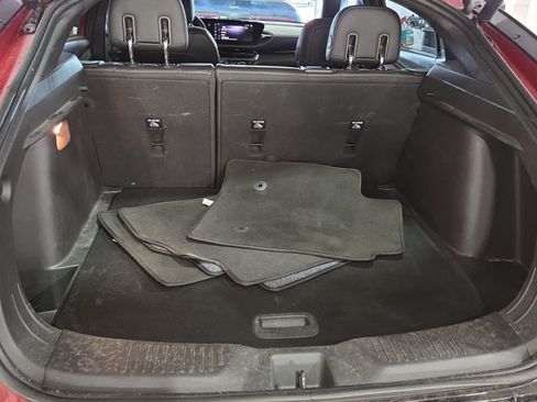 Used 2024 Buick Envista Sport Touring w/ Convenience II Package FWD image 13