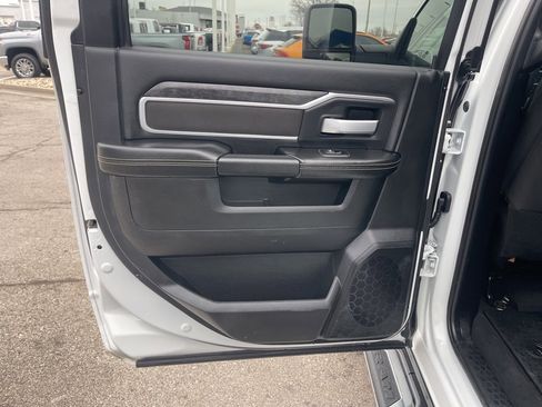 Used 2024 RAM 3500 Big Horn image 20