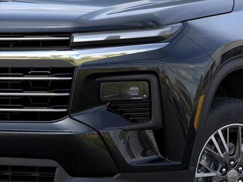 New 2026 Chevrolet Traverse LT FWD image 10