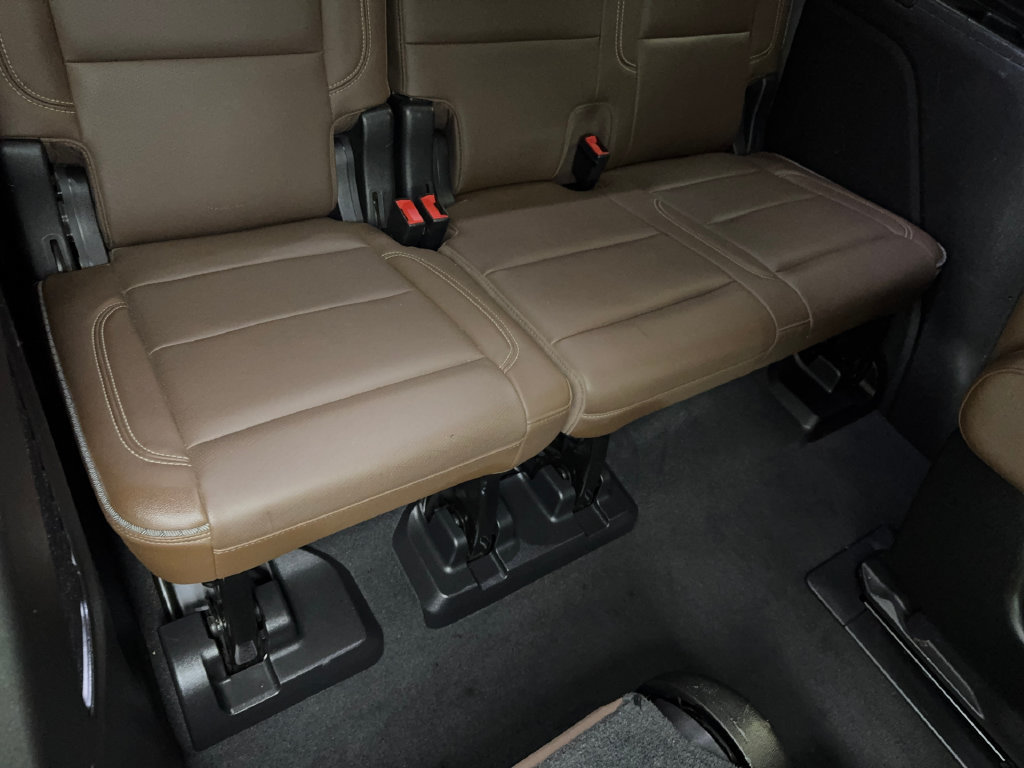 Used 2021 Chevrolet Tahoe High Country w/ Premium Package RWD image 43