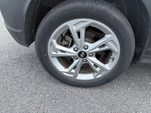 Used 2023 Hyundai Kona SEL AWD/4WD image 9