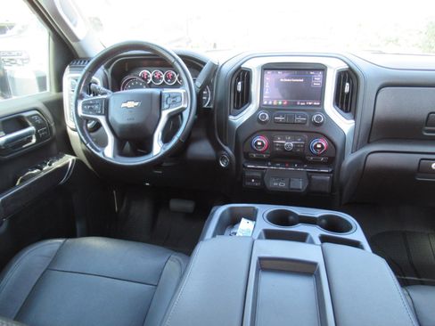Used 2020 Chevrolet Silverado 2500 LTZ w/ Z71 Off-Road Package AWD/4WD image 14