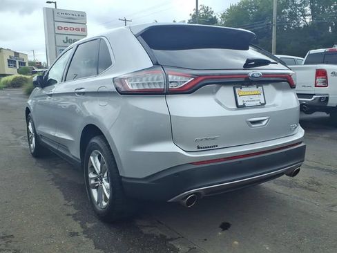 Used 2016 Ford Edge SEL w/ Equipment Group 201A AWD/4WD image 4