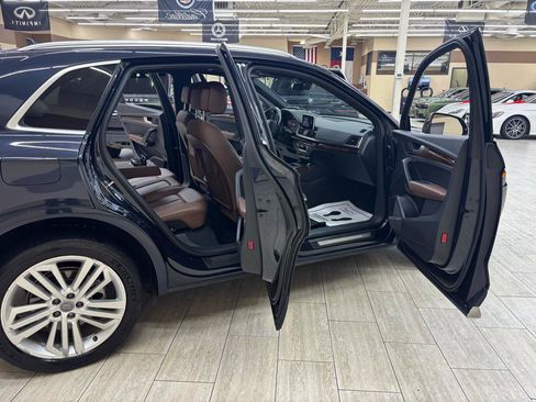 Used 2018 Audi Q5 2.0T Premium Plus w/ Premium Plus Package AWD/4WD image 12