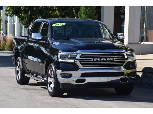 Used 2019 RAM 1500 Laramie image 2