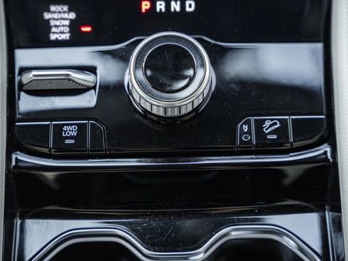 Used 2023 Jeep Grand Cherokee 4WD 4xe w/ Luxury Tech Group II image 27