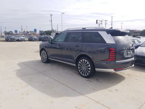 New 2026 Hyundai Palisade Calligraphy FWD image 5