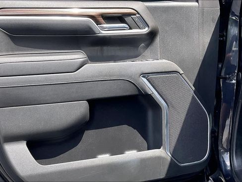 Used 2022 Chevrolet Silverado 1500 LT RWD image 22