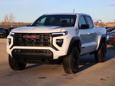 Used 2024 GMC Canyon Elevation w/ Convenience Package image 6