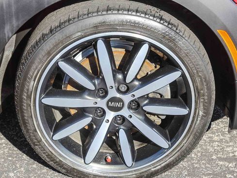 Used 2017 MINI Cooper S image 10