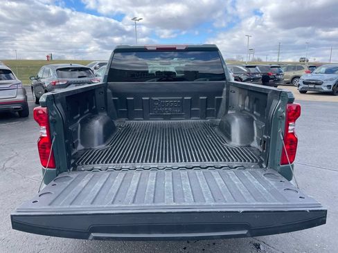 Used 2025 Chevrolet Silverado 1500 LT AWD/4WD image 29