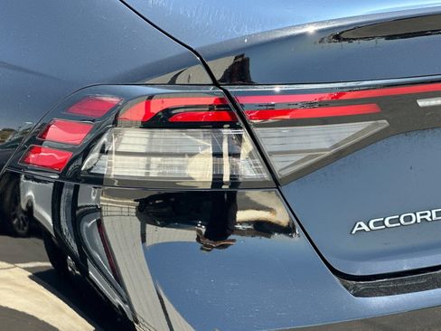 Used 2023 Honda Accord LX image 25