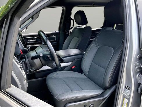 Used 2022 RAM 1500 Big Horn RWD image 21