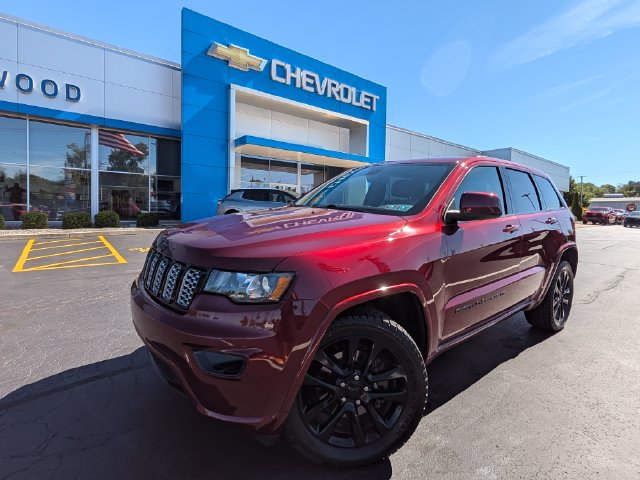 Used 2022 Jeep Grand Cherokee Laredo X AWD/4WD image 29