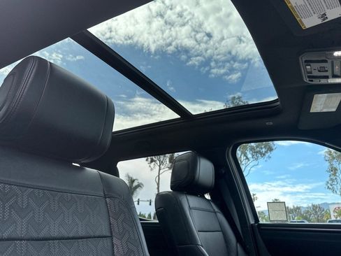 Used 2025 Toyota Tundra Limited image 16