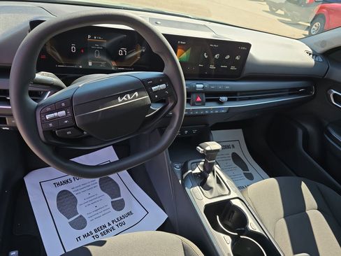 New 2026 Kia K4 FWD image 39