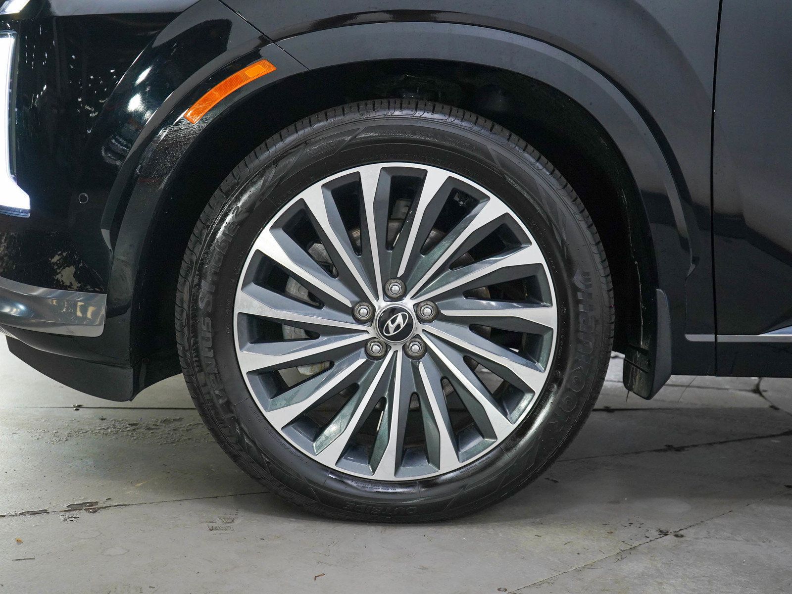 Used 2025 Hyundai Palisade Calligraphy AWD/4WD image 32
