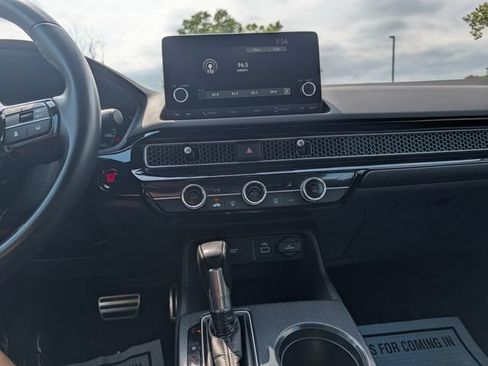 Used 2022 Honda Civic Sport image 18