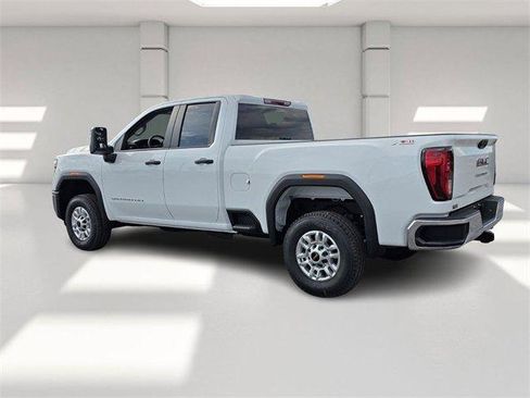New 2026 GMC Sierra 2500 Pro image 3