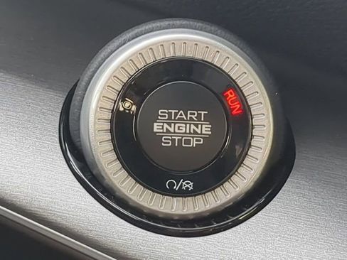 New 2025 Jeep Wagoneer Series II image 30