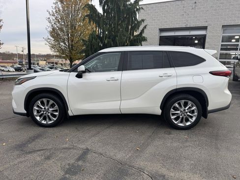 Used 2021 Toyota Highlander Limited image 6